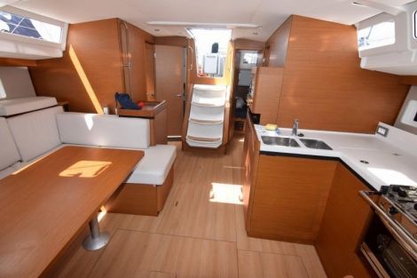 Photo #4 - Sun Odyssey 490 (Marina 2) in Skiathos - 11093