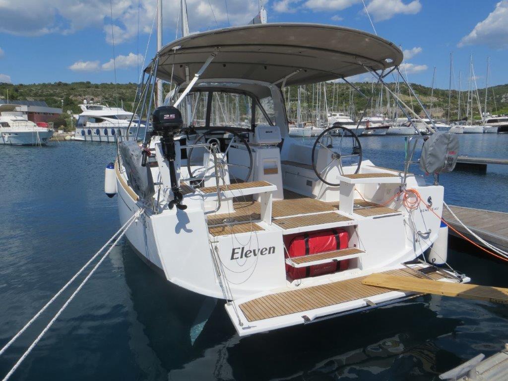 Photo #12 - Oceanis 38.1 (Eleven) in Primosten - 12065