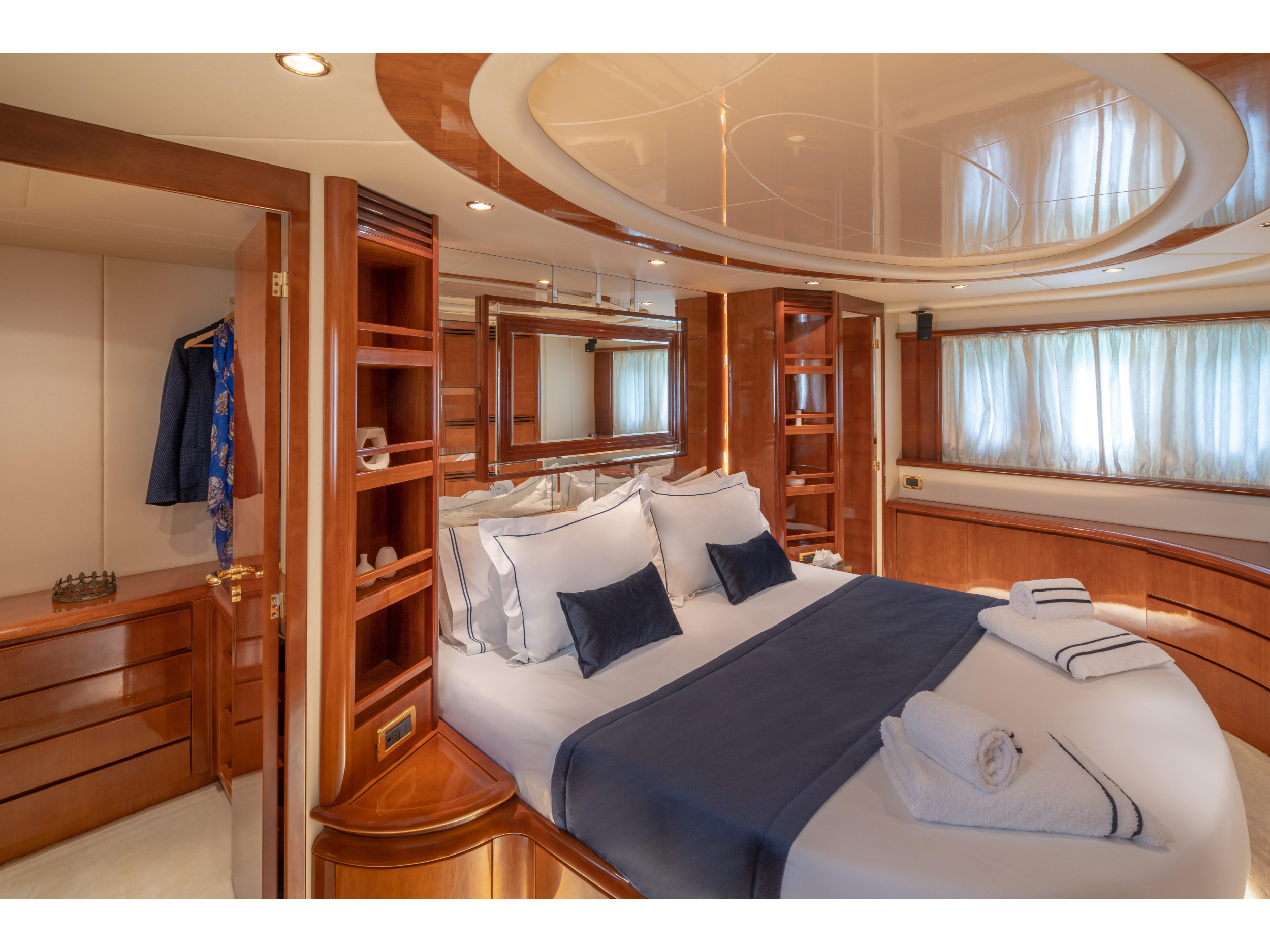 Photo #11 - Azimut 74 Solar (Estia Zeus) in Elliniko - 15776