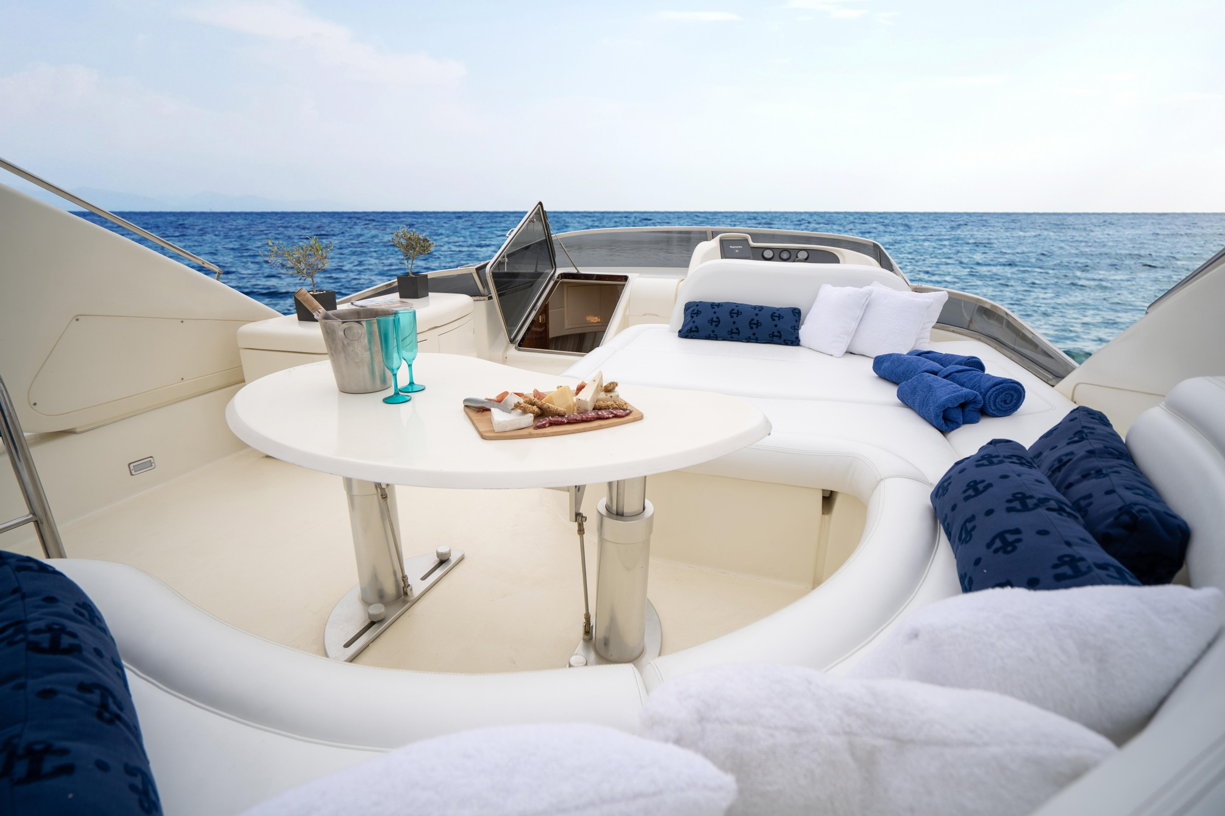 Photo #7 - Azimut 74 Solar (Estia Zeus) in Elliniko - 15776