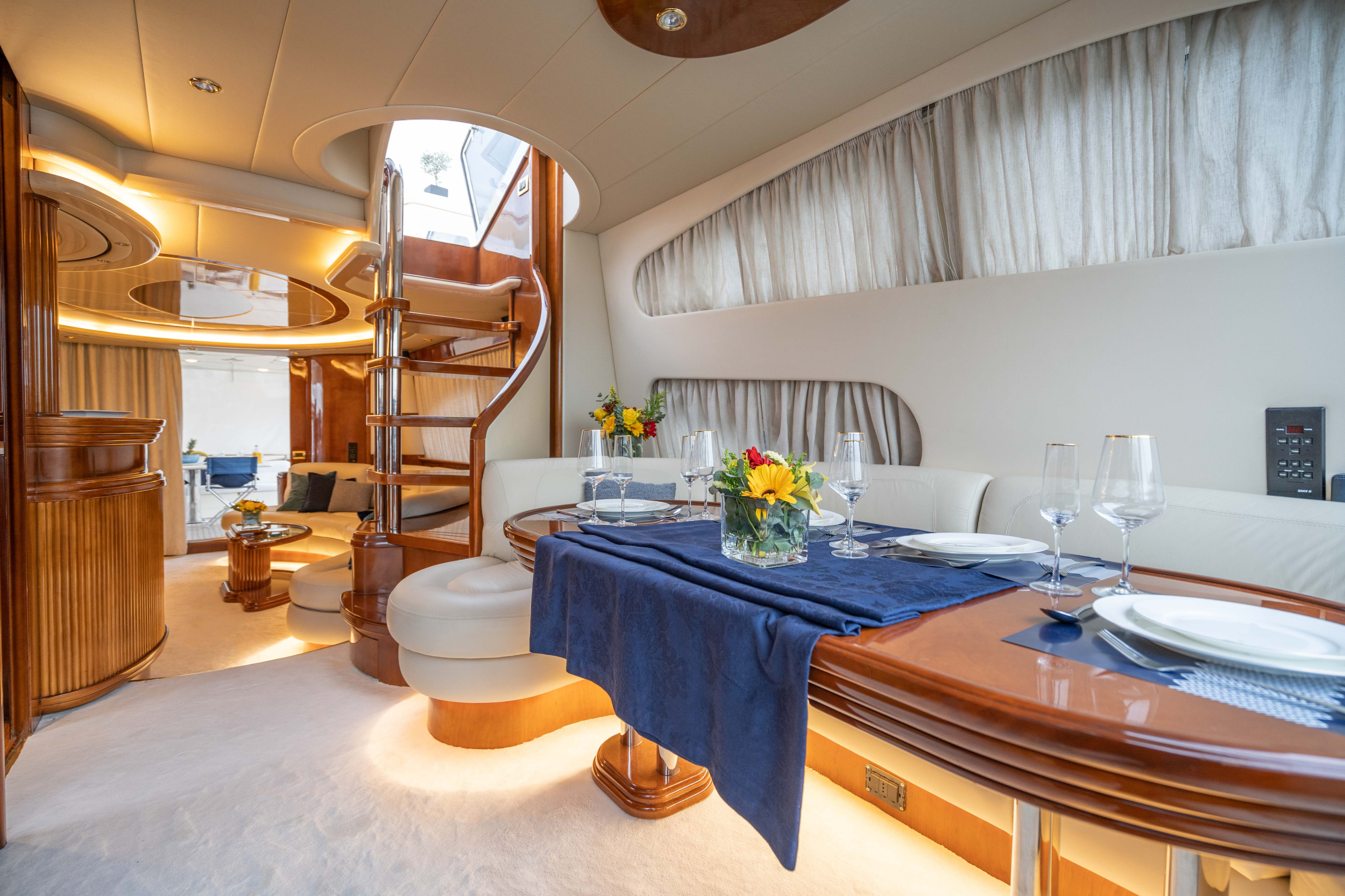 Photo #10 - Azimut 74 Solar (Estia Zeus) in Elliniko - 15776