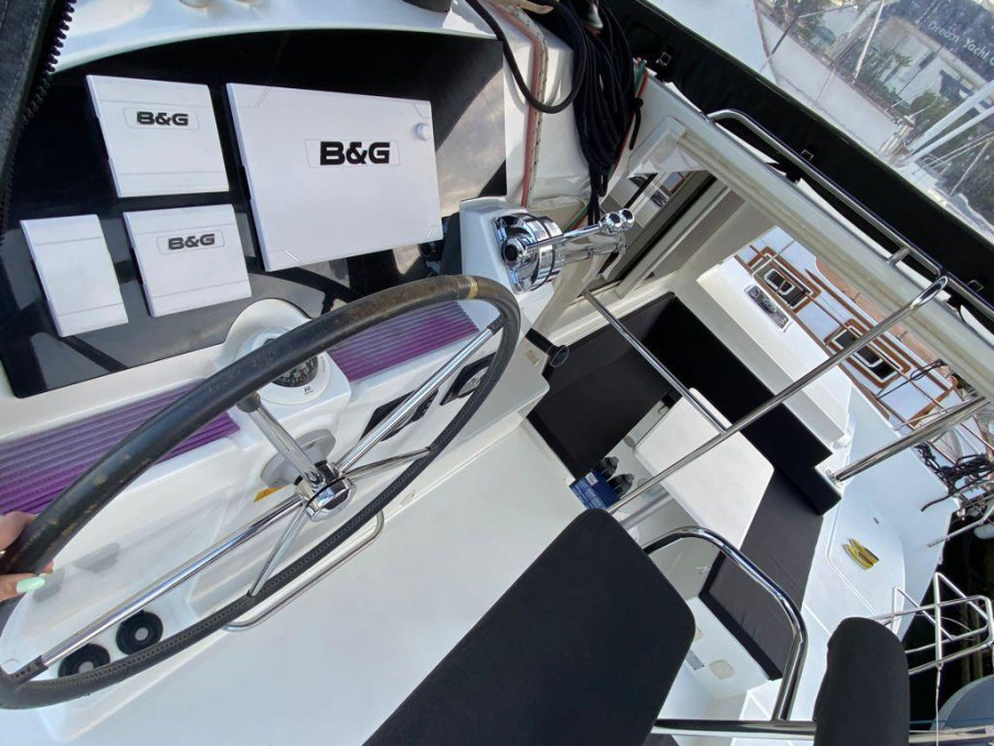 Photo #9 - Lagoon 400 S2 (Esmeralda) in Talamanca - 14679