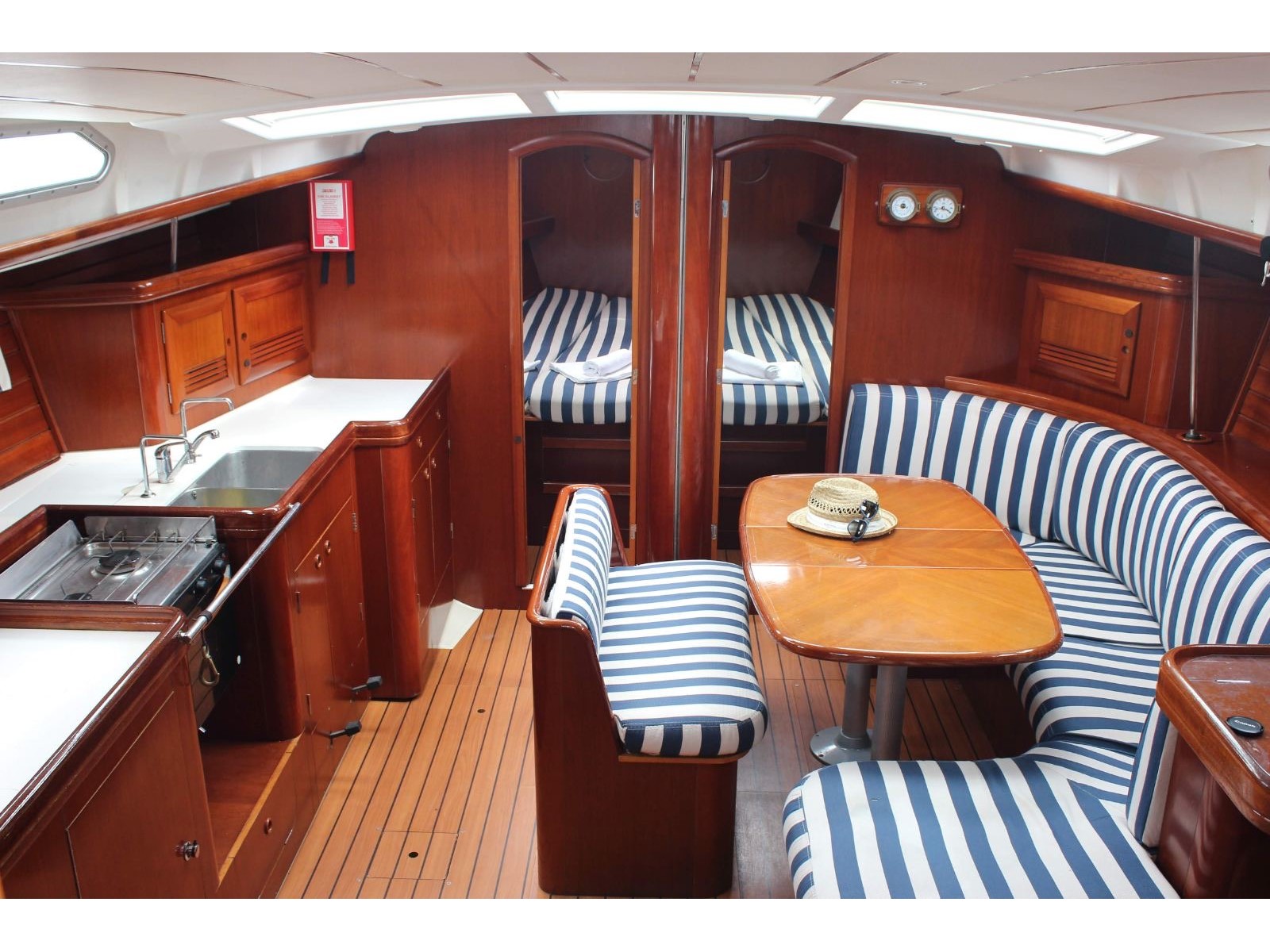 Photo #4 - Beneteau Oceanis 47.3 (Pigasos) in Volos - 14587