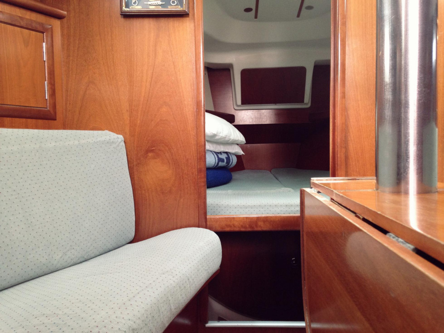 Photo #6 - Oceanis 331 (Rocinante) en Atenas - 15907