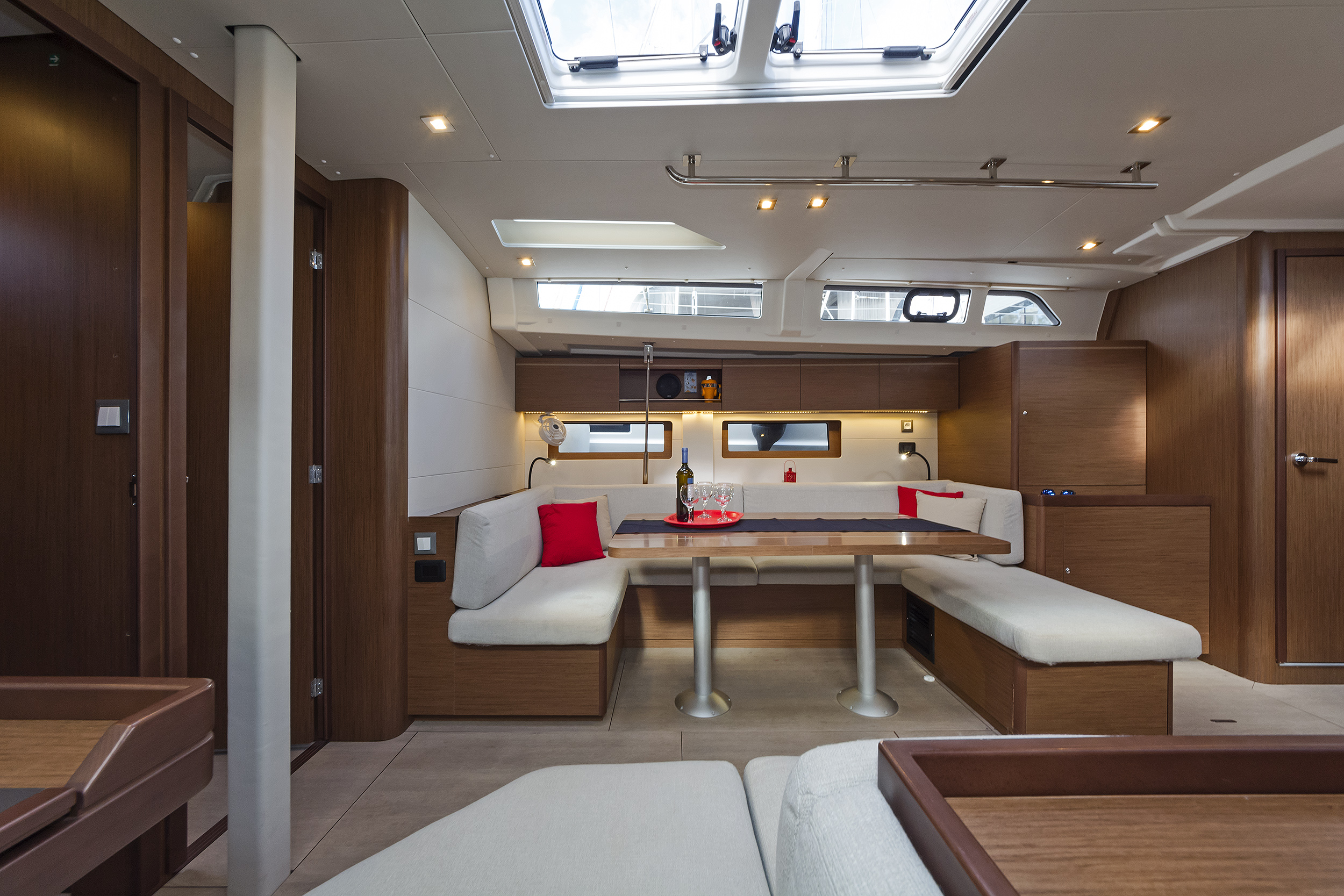 Photo #5 - Oceanis 51.1 (5+1 cab) & GEN (Freyja) en Kos - 16603