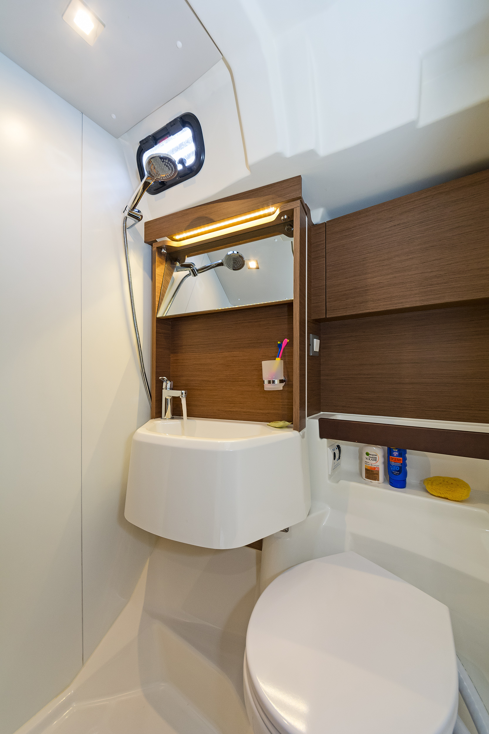 Photo #17 - Oceanis 51.1 (5+1 cab) & GEN (Freyja) en Kos - 16603