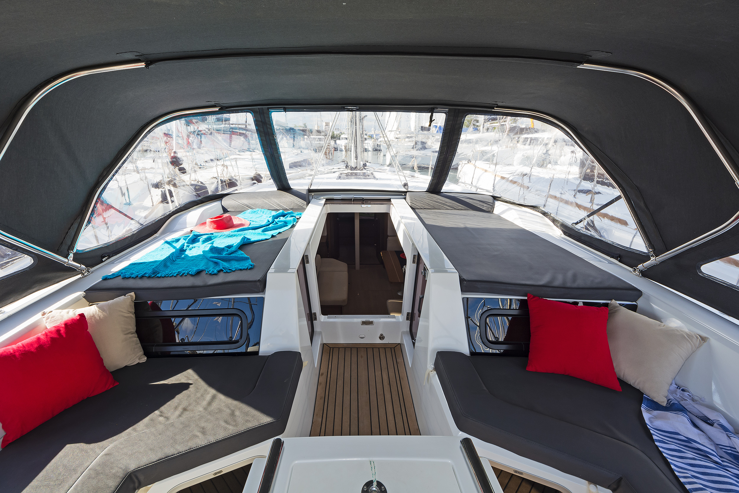 Photo #26 - Oceanis 51.1 (5+1 cab) & GEN (Freyja) en Kos - 16603