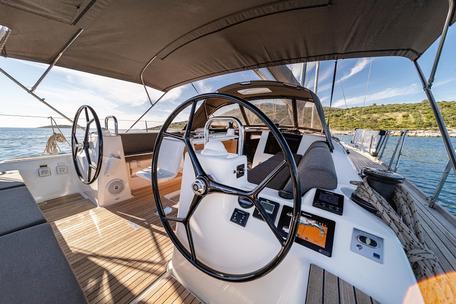 Photo #5 - Dufour 520 GL(owner version) (ZEPHYRUS) en Primosten - 8596