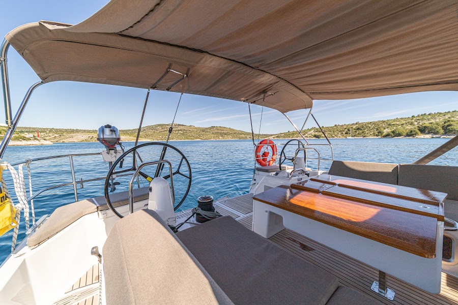 Photo #9 - Sun Odyssey 490 (FREKI) in Primosten - 12175