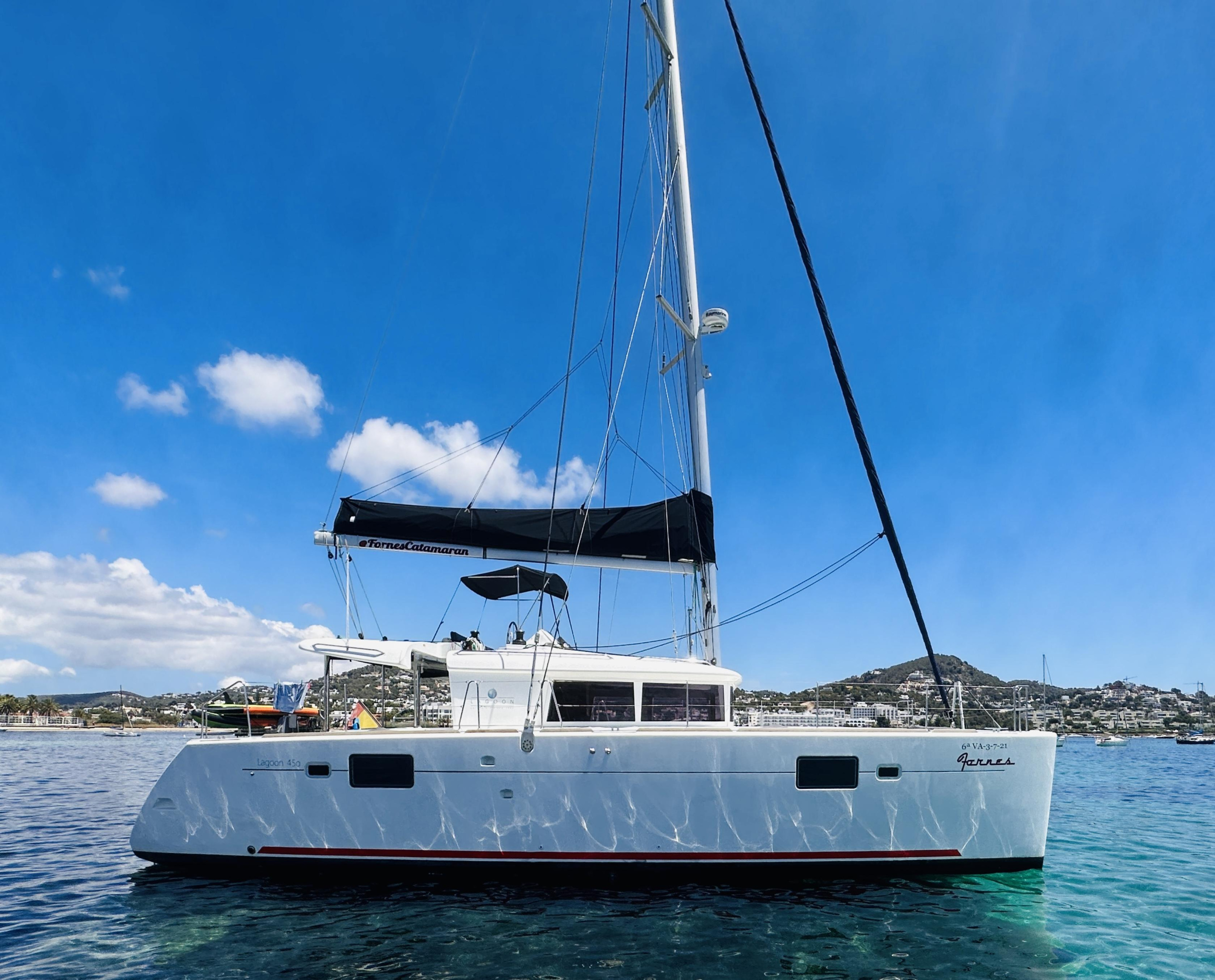 Photo #6 - Lagoon 450 Flybridge (Fornes) in Talamanca - 15848