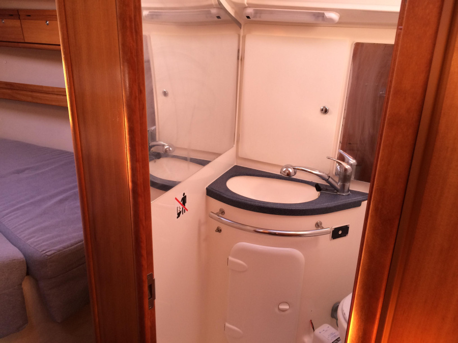 Photo #27 - Bavaria 39 Cruiser (Nemesis) in Rhodos - 15896