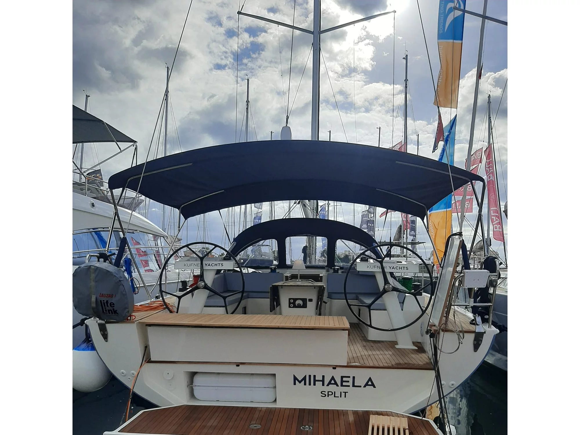 D&D Kufner 54 Exclusive - 6 cab (Mihaela) Main image - 0
