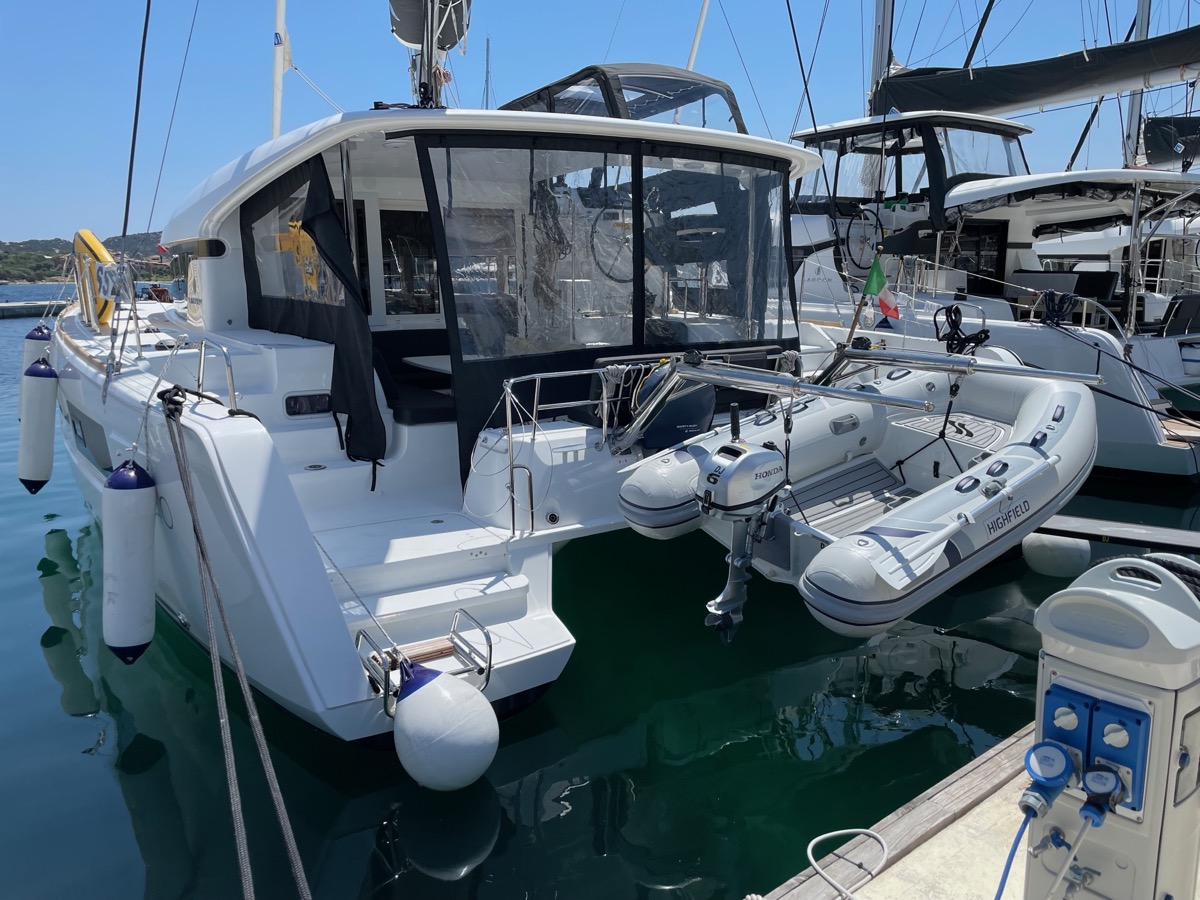 Photo #10 - Lagoon 40 (DJ) en Portisco - 13952