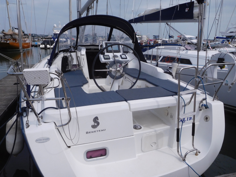 Photo #16 - Oceanis 31 (Alibi) en Poole - 16023