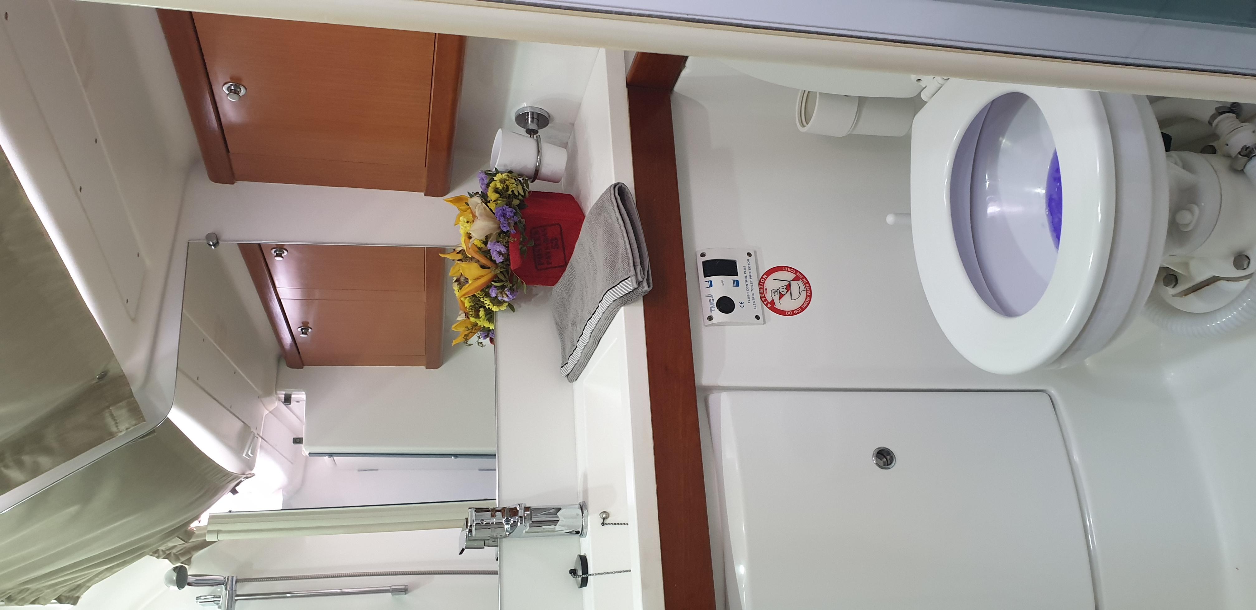 Photo #6 - Oceanis 46 (Sail La vie) in Atene - 10950