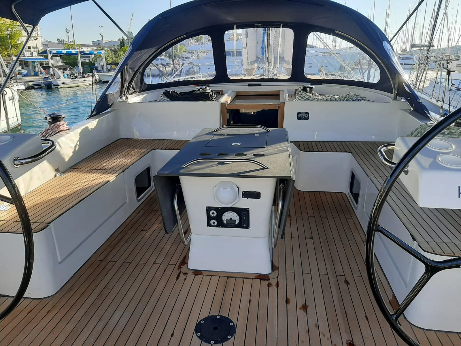 D&D Kufner 54 Exclusive - 6 cab (MY WAVE)  - 15
