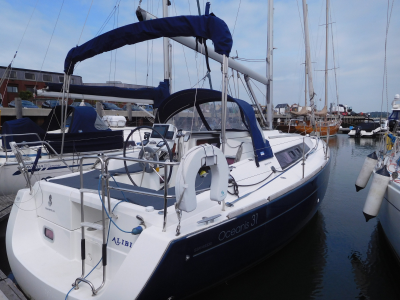 Photo #12 - Oceanis 31 (Alibi) en Poole - 16023