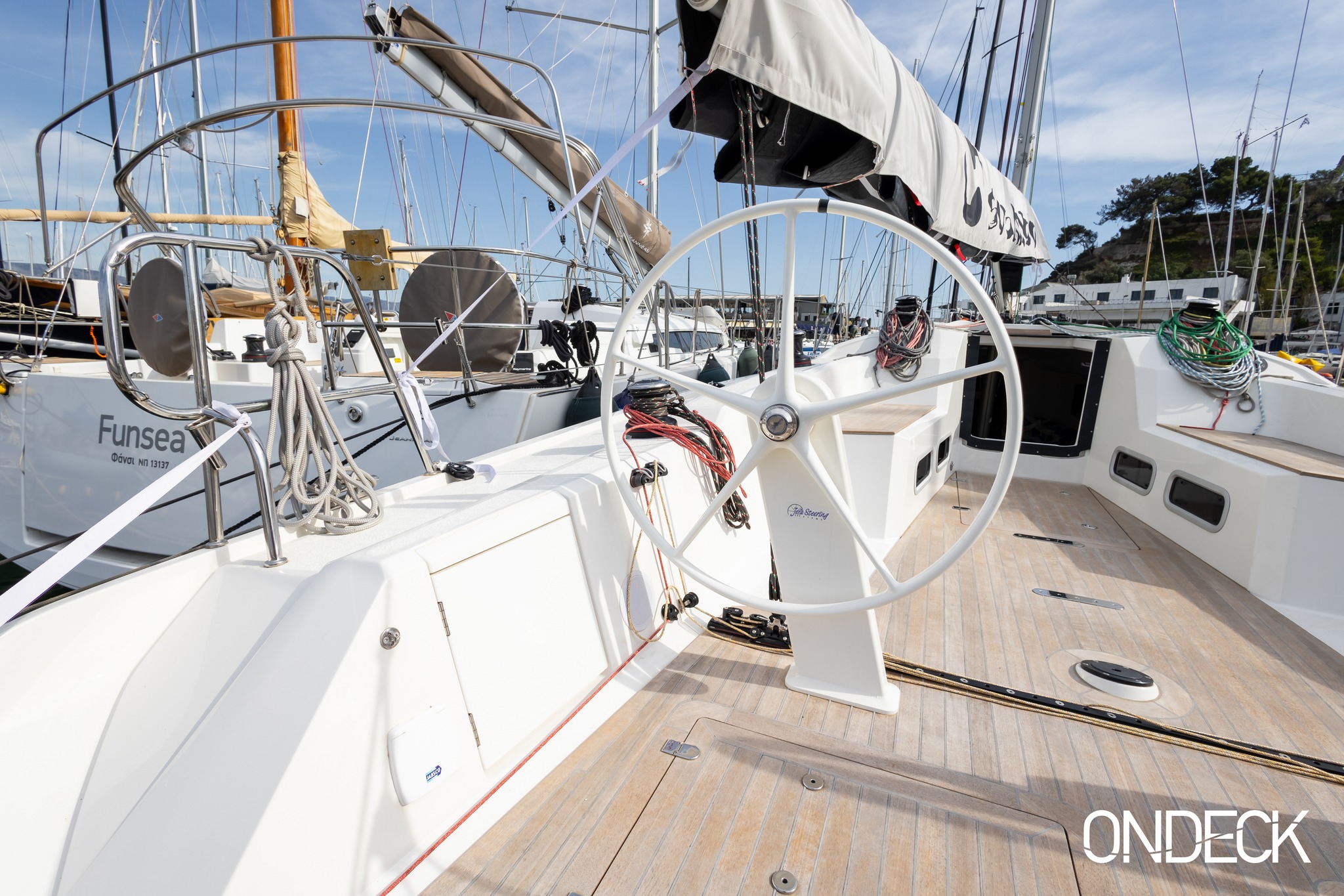 Photo #7 - Italia Yachts 11.98 (Susano'o) en Piraeus - 16135