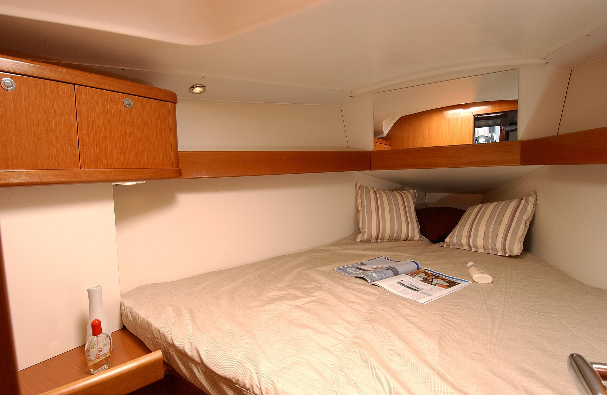 Photo #8 - Oceanis 34 (Fun Five) in Nieuwpoort - 16156