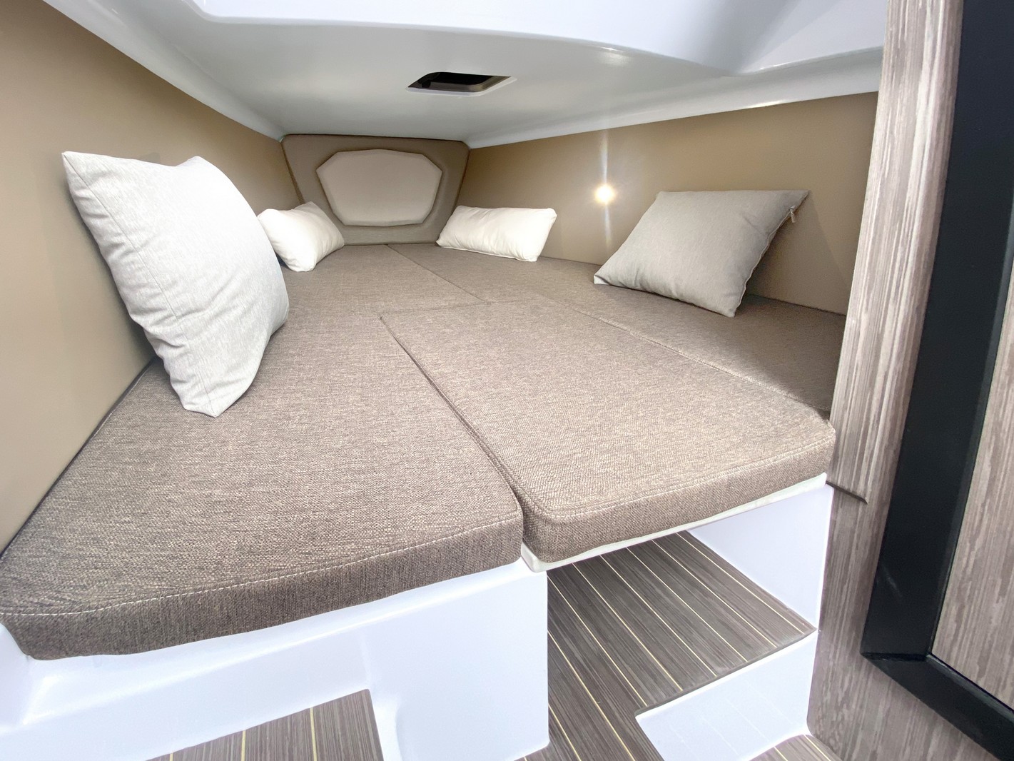 Photo #5 - Ranieri Cayman 28.0 Executive (Ranieri Cayman 28.0) in Villa San Giovanni - 16159