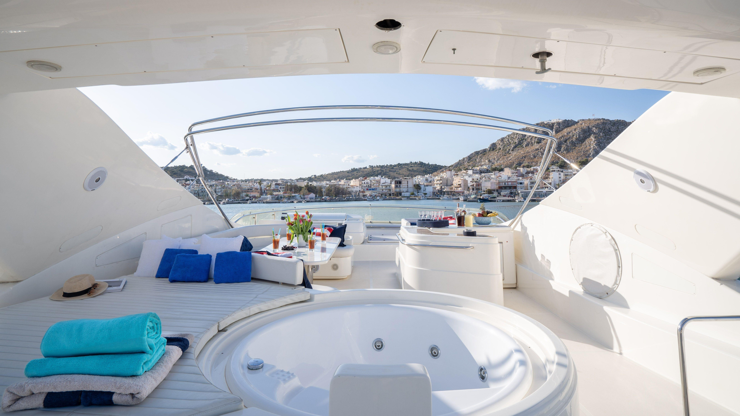 Photo #5 - Ferretti 880 (ESTIA YI) in Elliniko - 16182