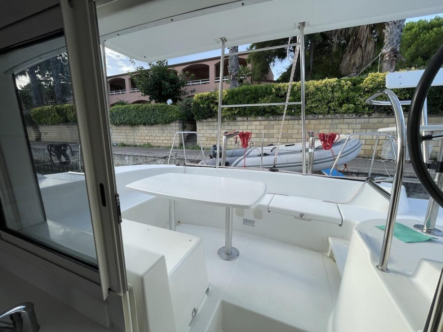 Photo #8 - Lagoon 380 S2 (DATTILO) in Capo d'Orlando - 16173