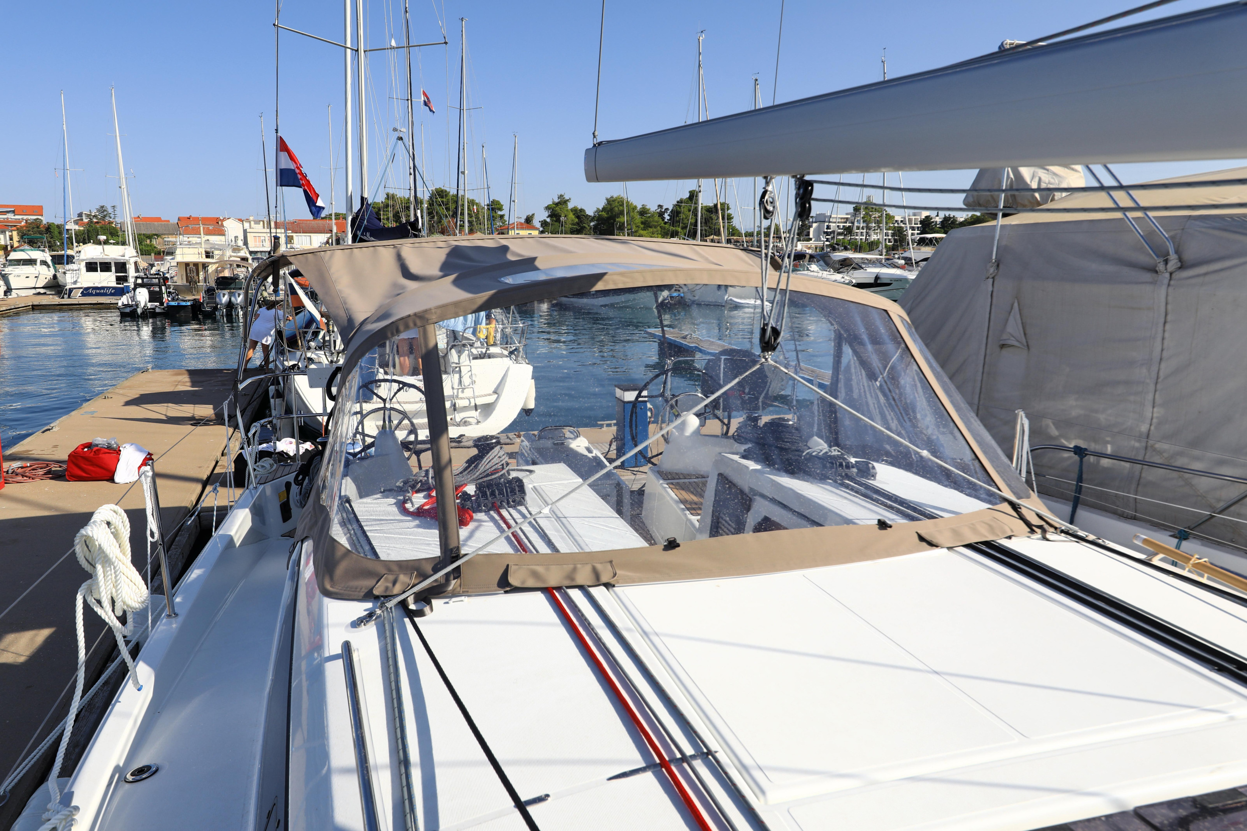 Photo #55 - Sun Odyssey 410 (Vague) in Zara - 16206