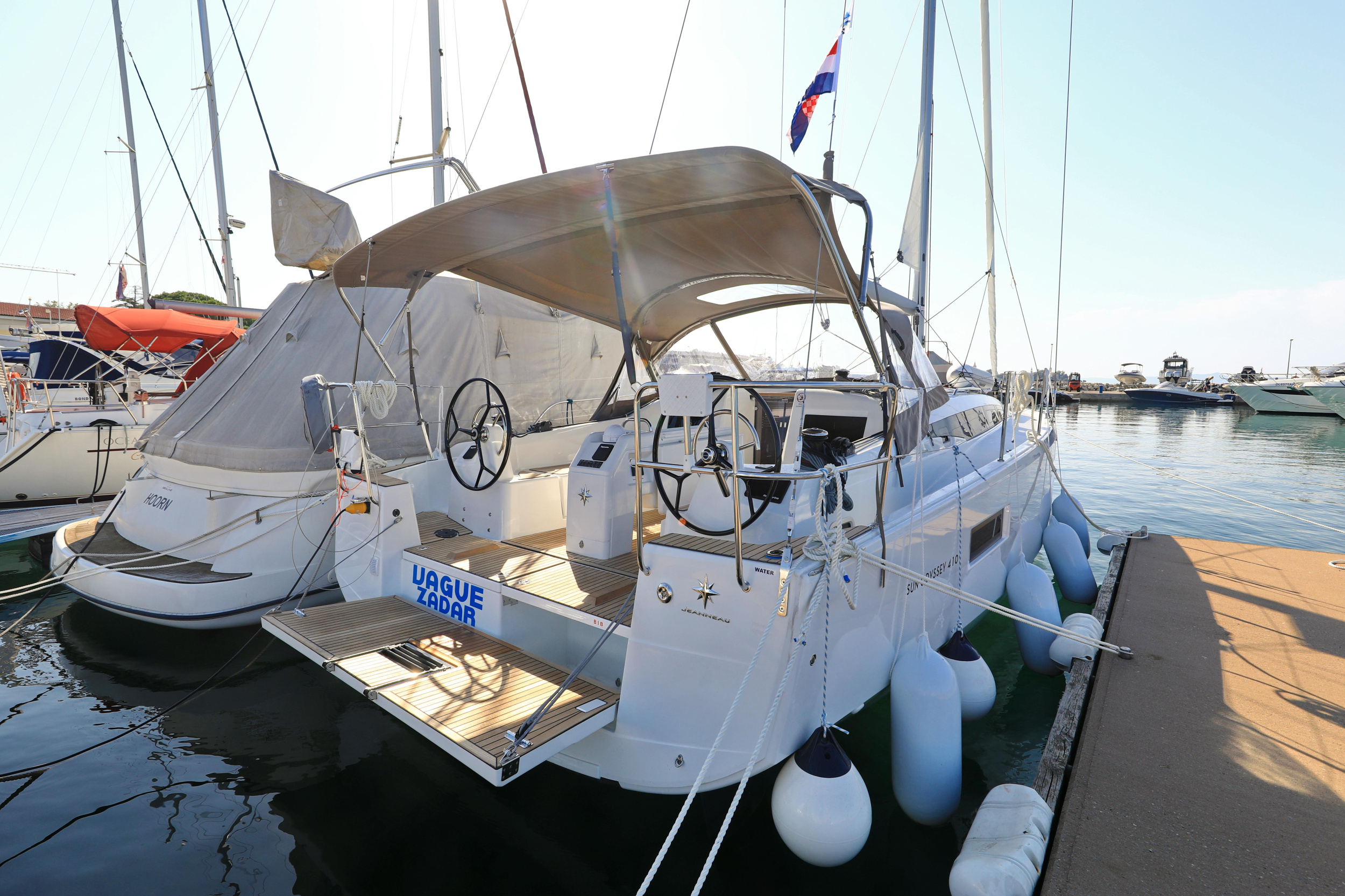 Photo #28 - Sun Odyssey 410 (Vague) in Zara - 16206