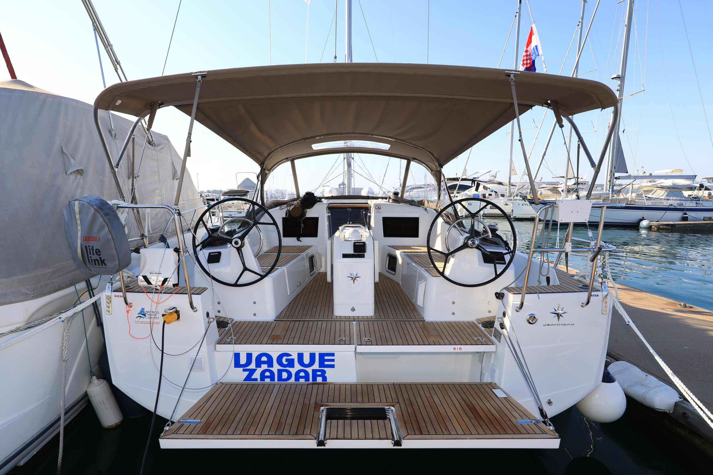 Photo #47 - Sun Odyssey 410 (Vague) in Zara - 16206