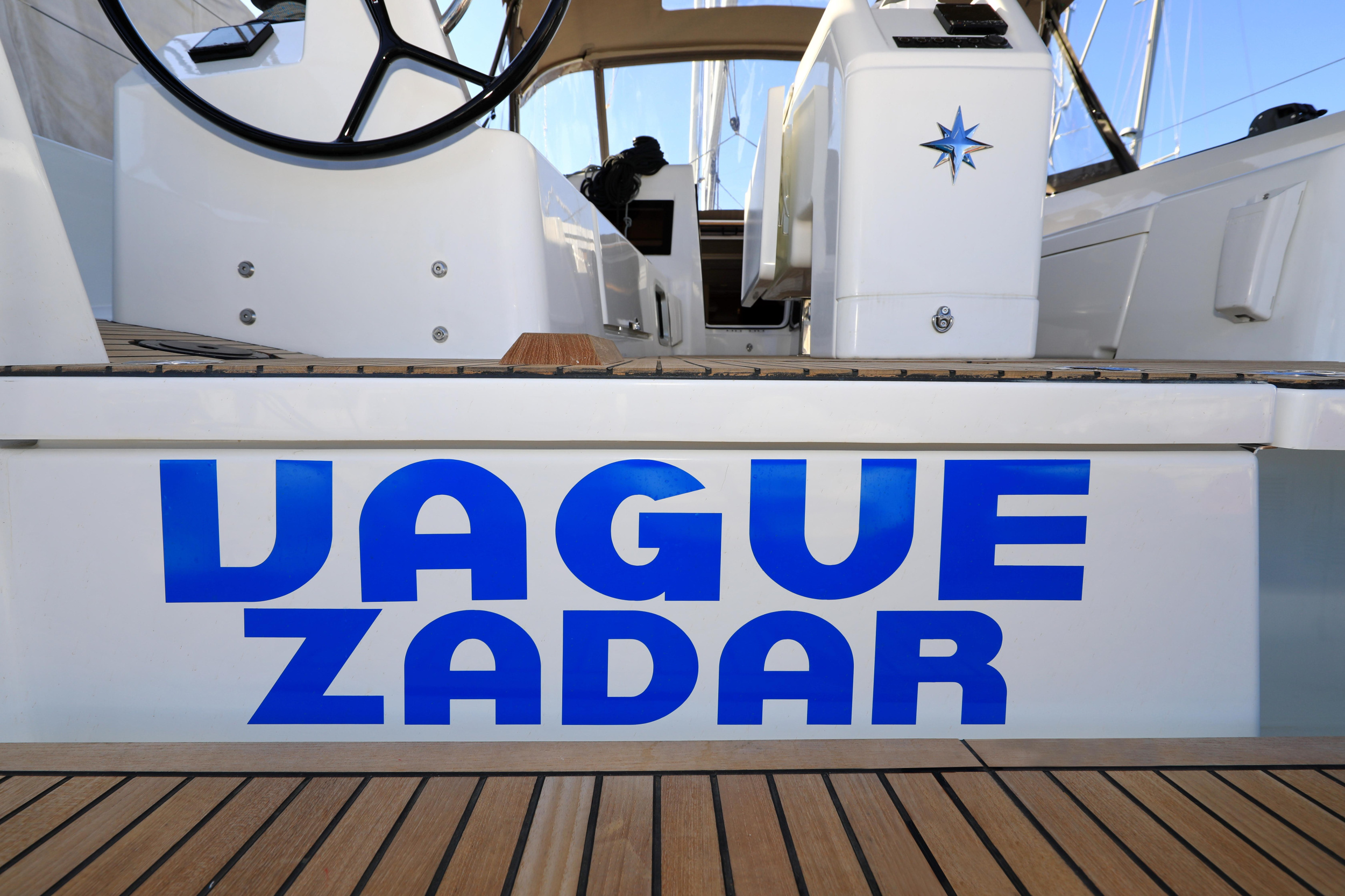 Photo #98 - Sun Odyssey 410 (Vague) in Zara - 16206