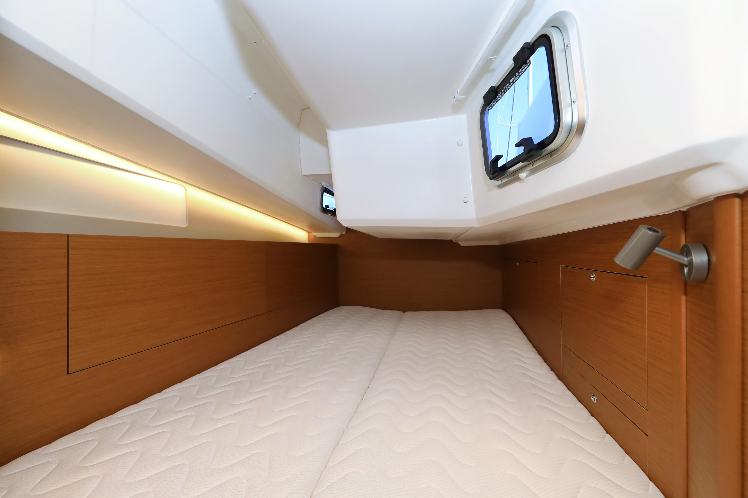 Photo #38 - Sun Odyssey 410 (Vague) in Zara - 16206