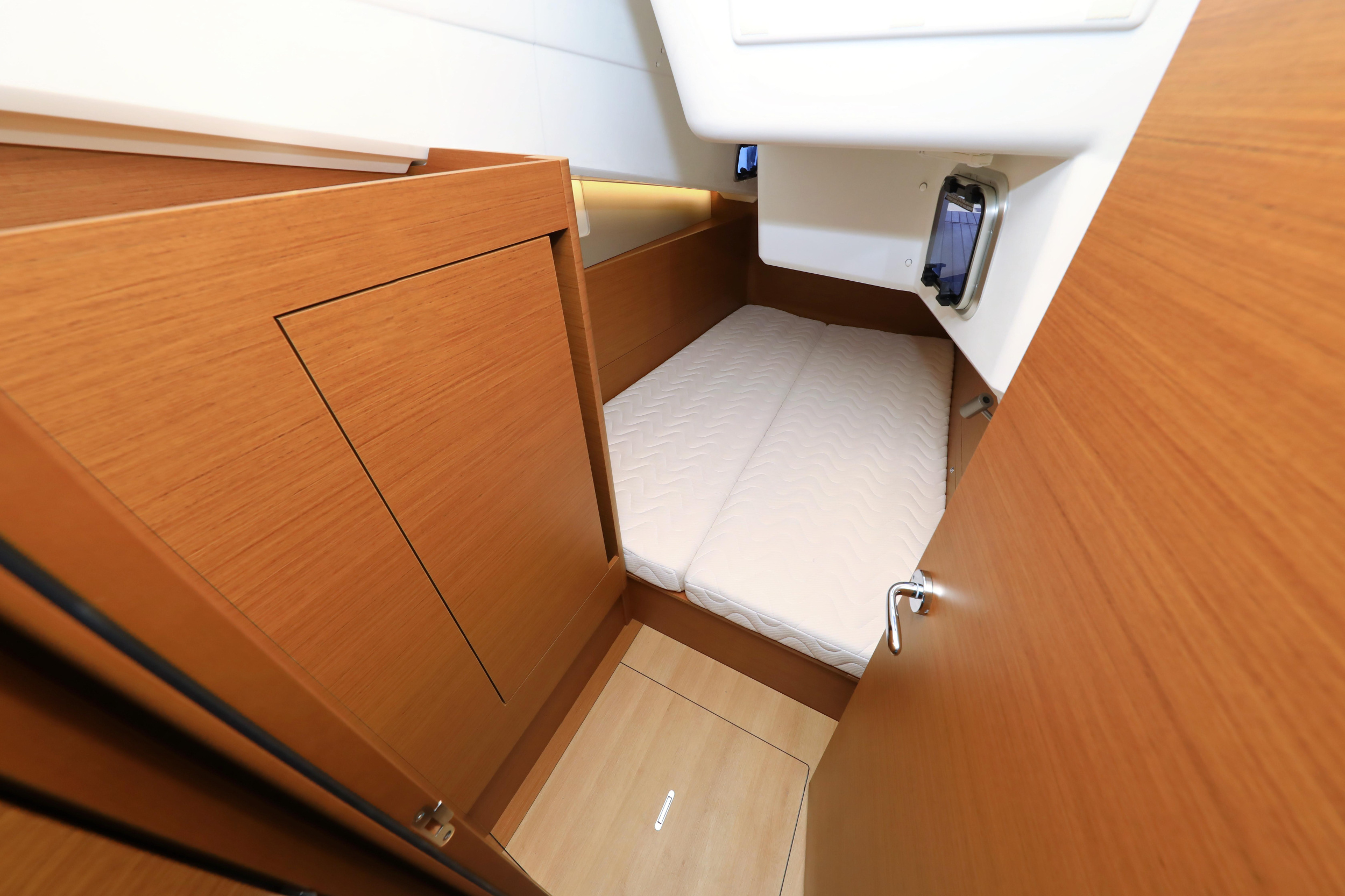 Photo #82 - Sun Odyssey 410 (Vague) in Zara - 16206