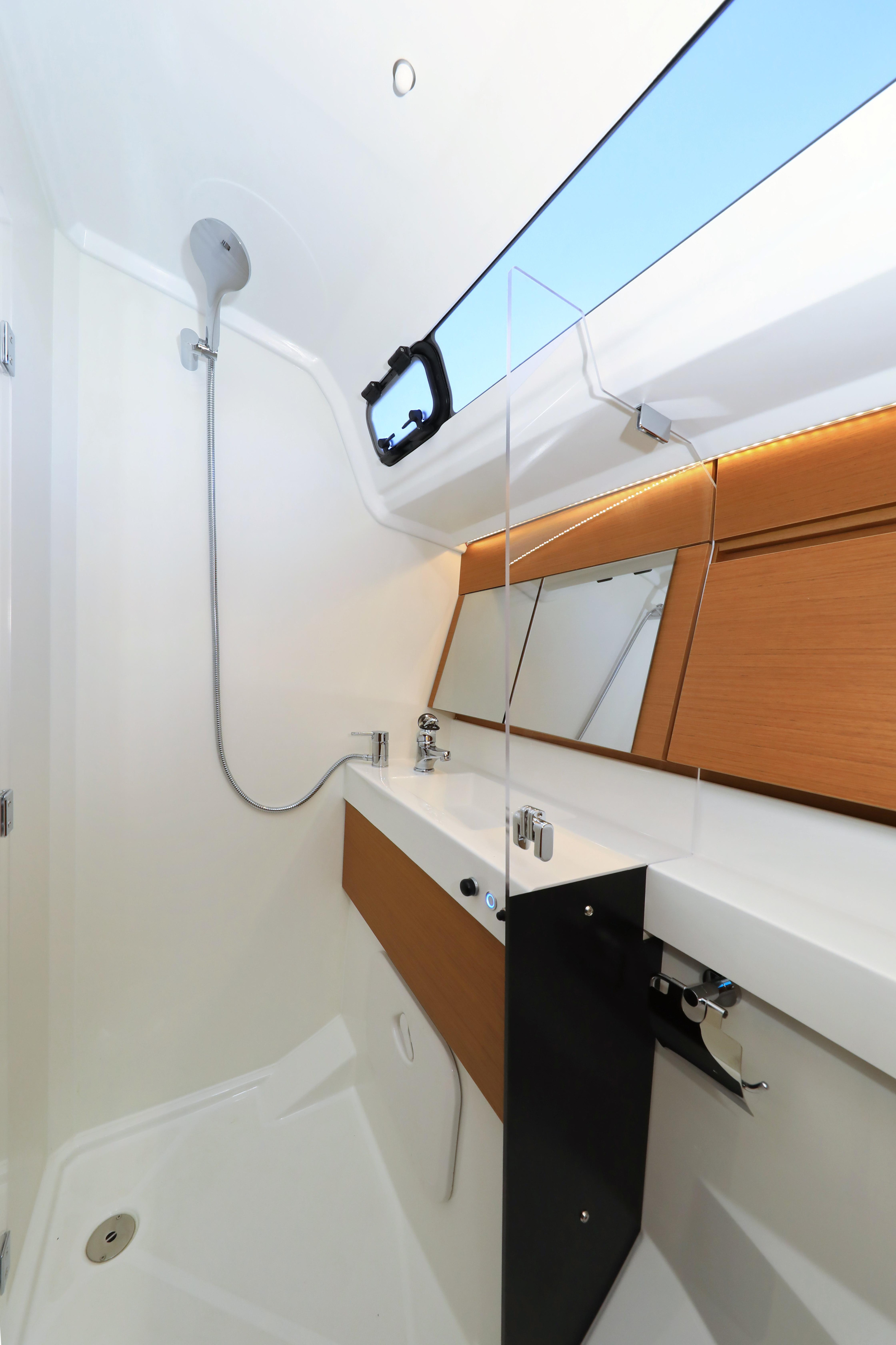 Photo #76 - Sun Odyssey 410 (Vague) in Zara - 16206