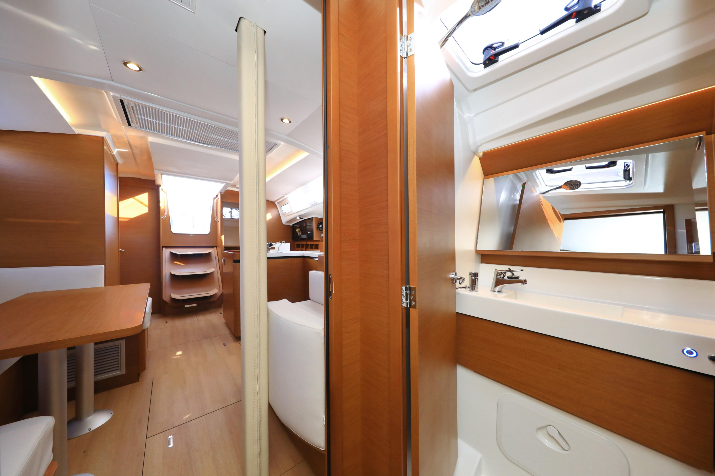 Photo #75 - Sun Odyssey 410 (Vague) in Zara - 16206