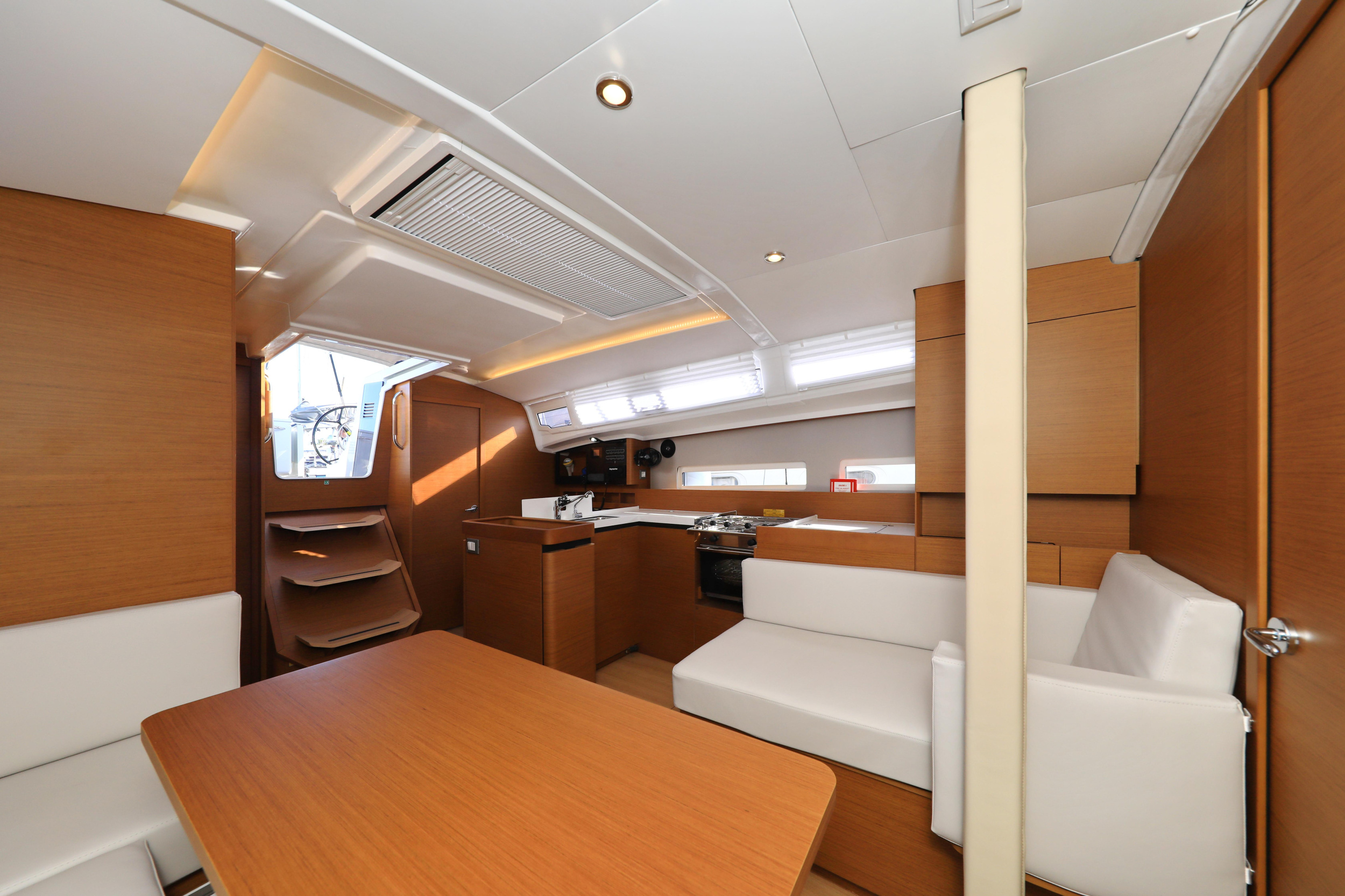 Photo #102 - Sun Odyssey 410 (Vague) in Zara - 16206