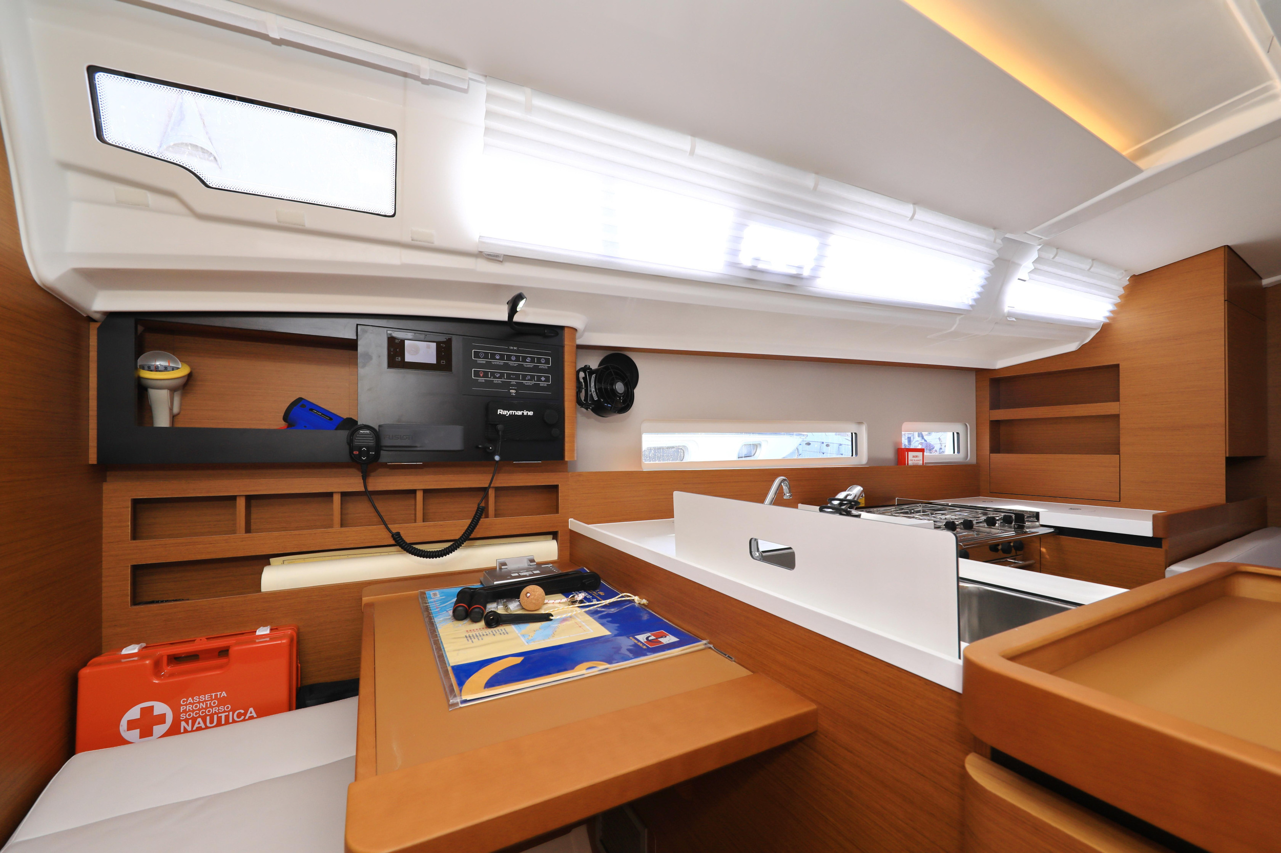 Photo #53 - Sun Odyssey 410 (Vague) in Zara - 16206