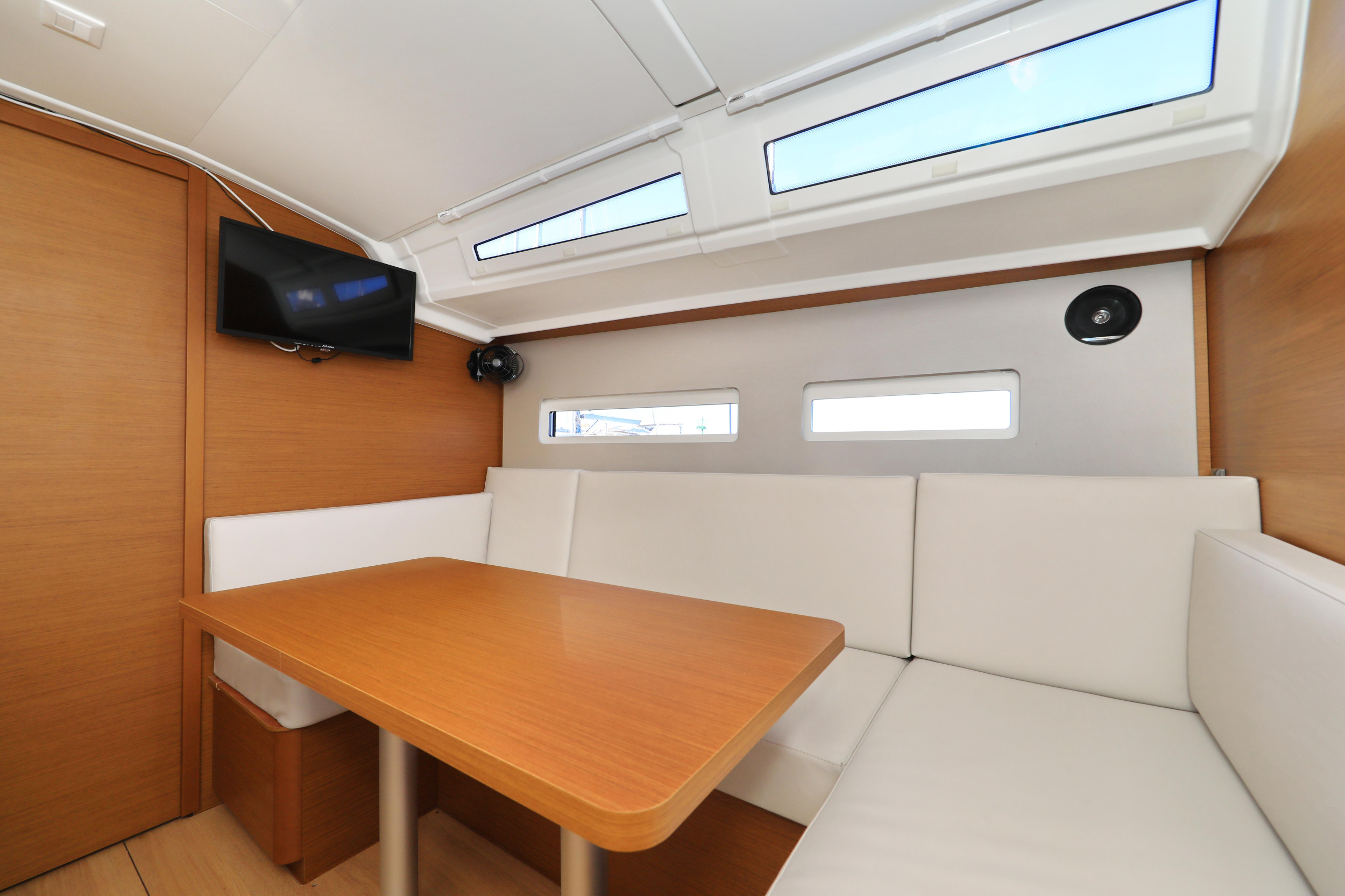 Photo #50 - Sun Odyssey 410 (Vague) in Zara - 16206