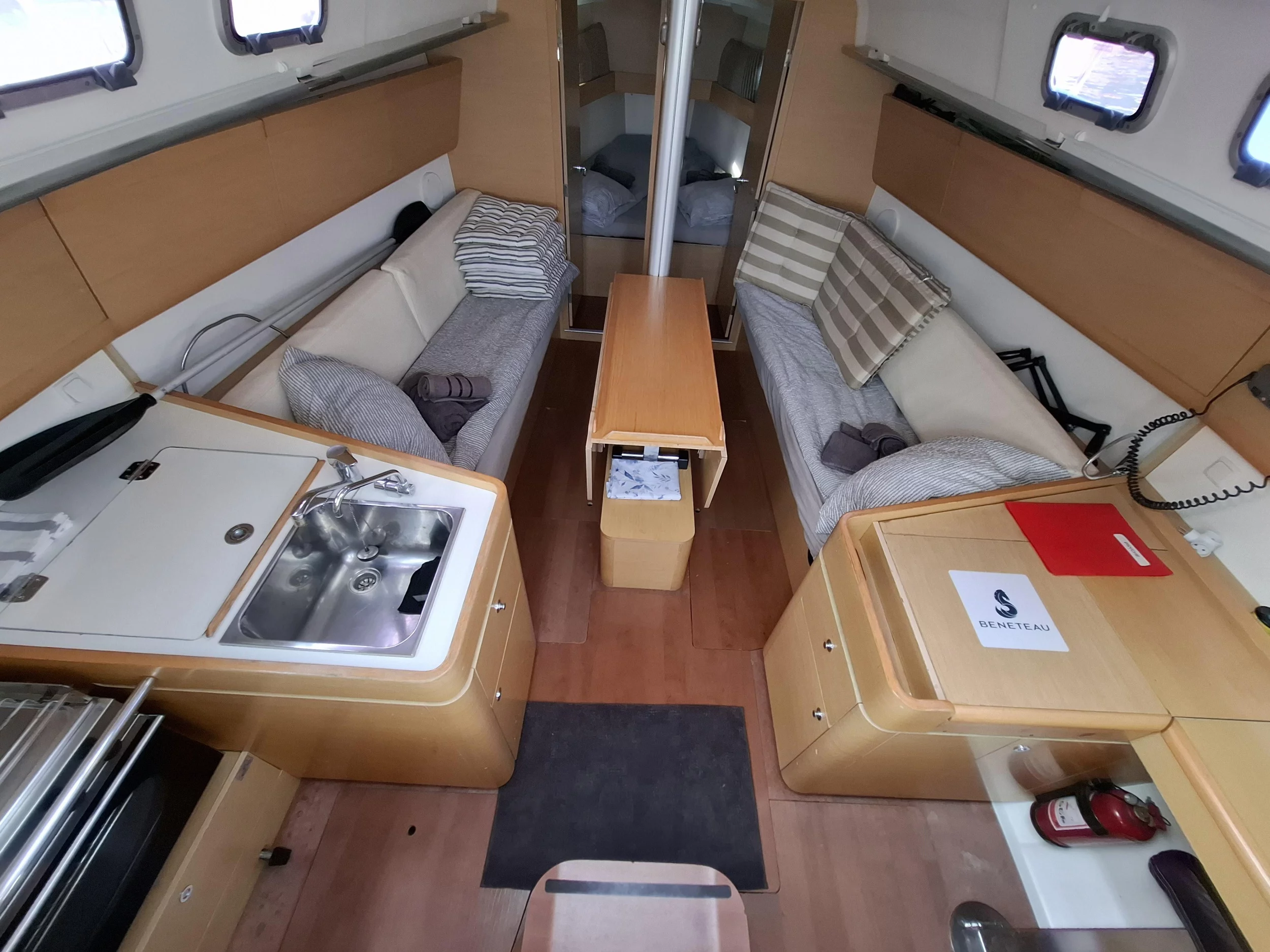 Beneteau First 35 (PSYCHE) Interior image - 1