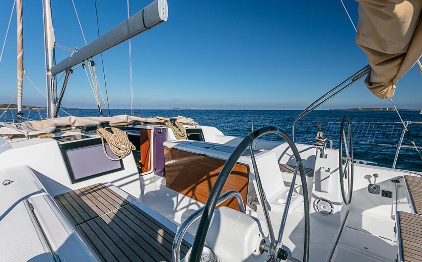 Photo #6 - Dufour 412 GL (Domi) in Portisco - 4053