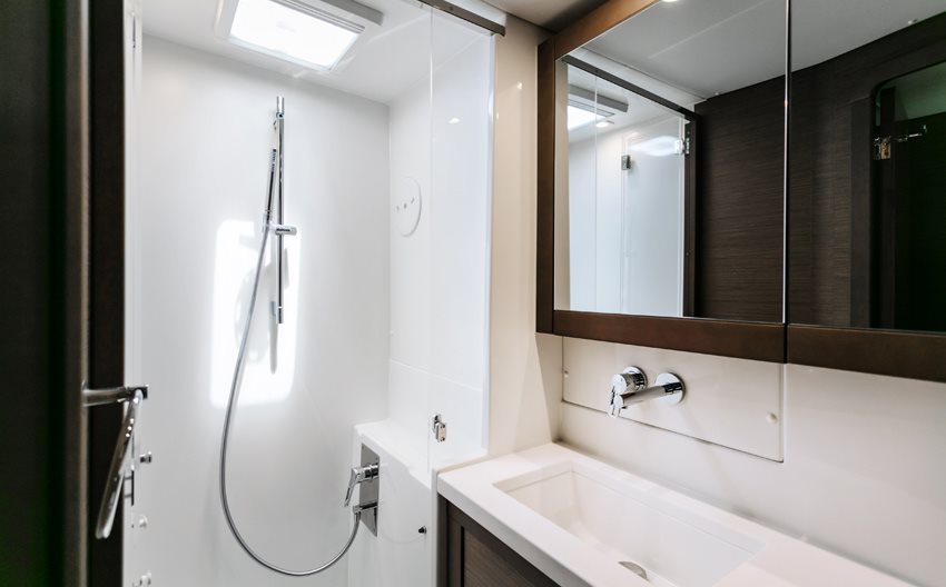 Photo #7 - Lagoon 450 Flybridge (Magic Lagoon) en Portisco - 5975