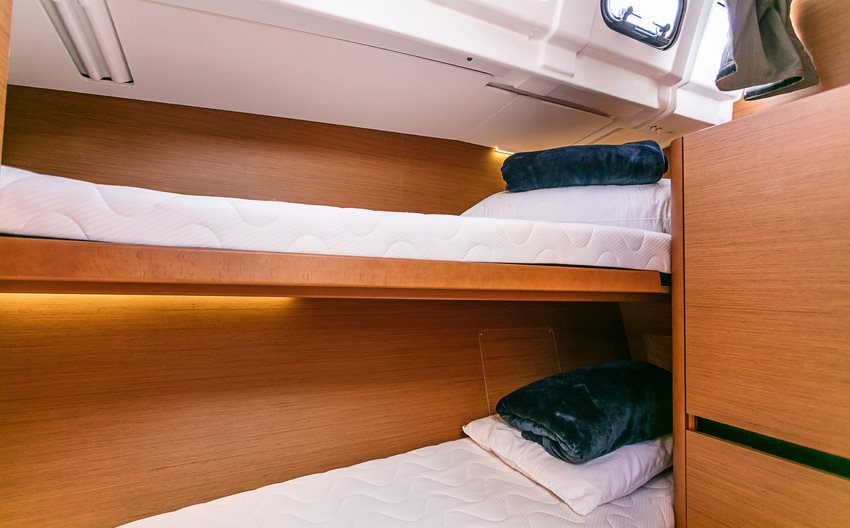 Photo #5 - Sun Odyssey 490 (Aurora) en Portisco - 23533