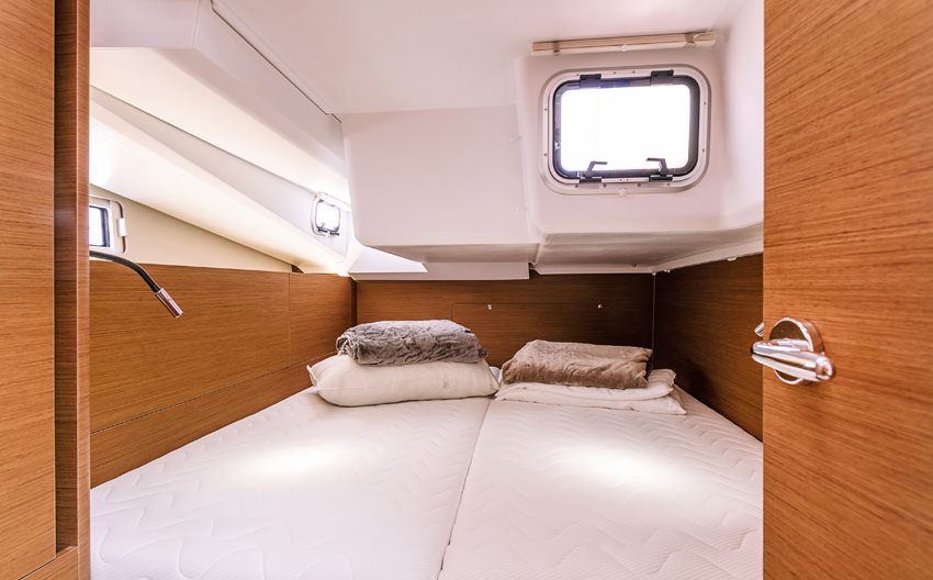 Photo #10 - Sun Odyssey 440 (Coco) en Portisco - 8008