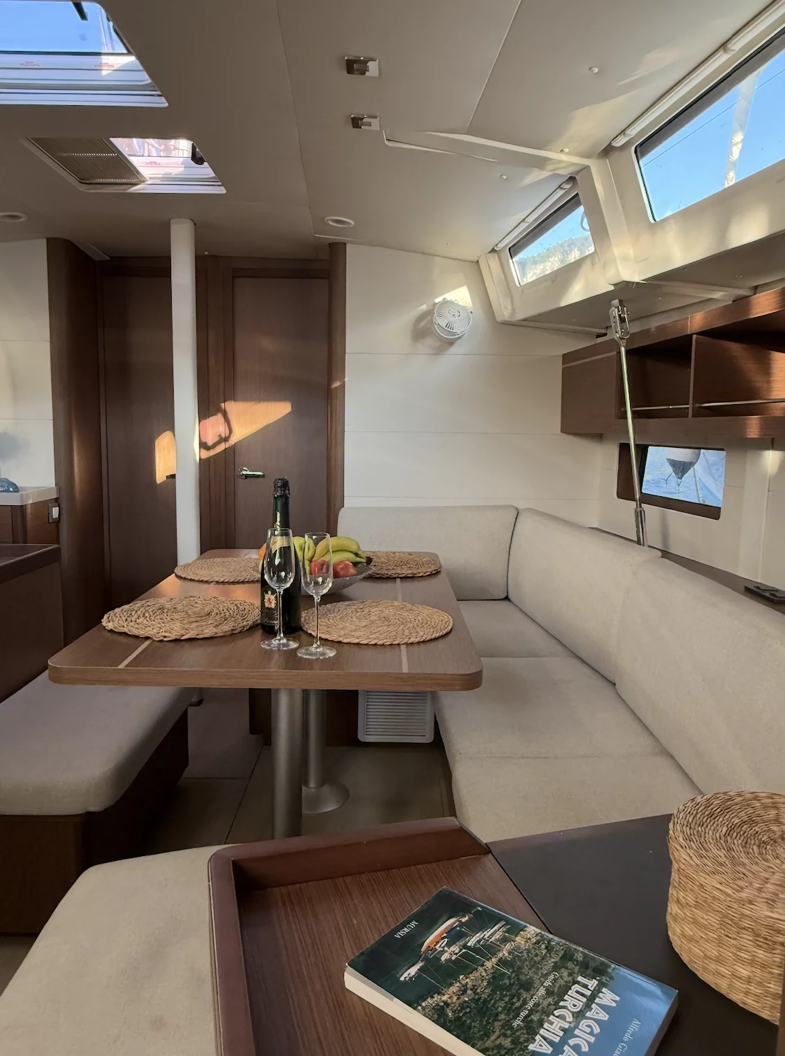 Oceanis 46.1 (Athena 4)  - 14
