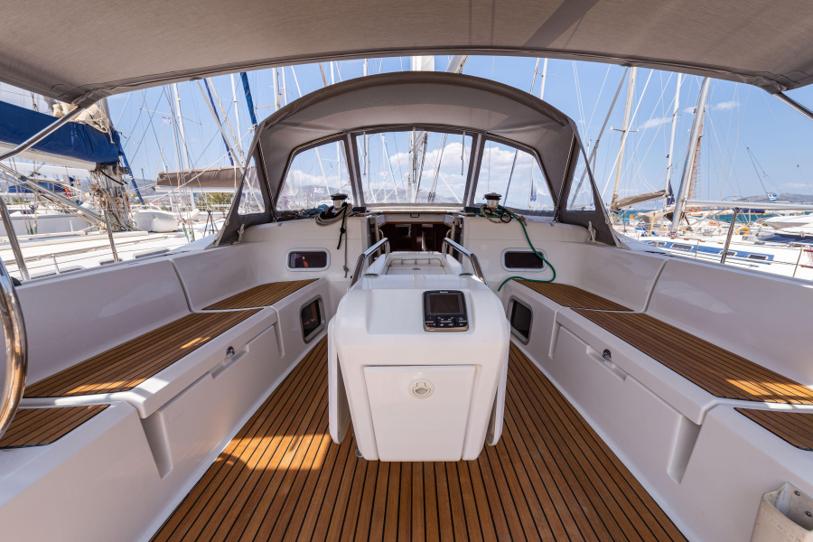 Photo #14 - Sun Odyssey 509 (Aposperitis) in Lefkada - 11863