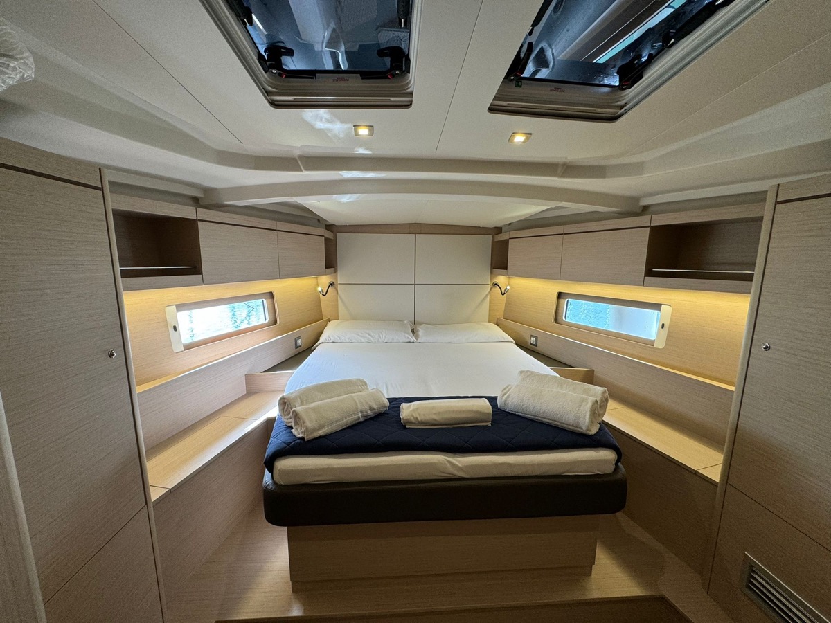 Photo #16 - Oceanis 46.1 (3 cab) (Callisto) en Salerno - 16221