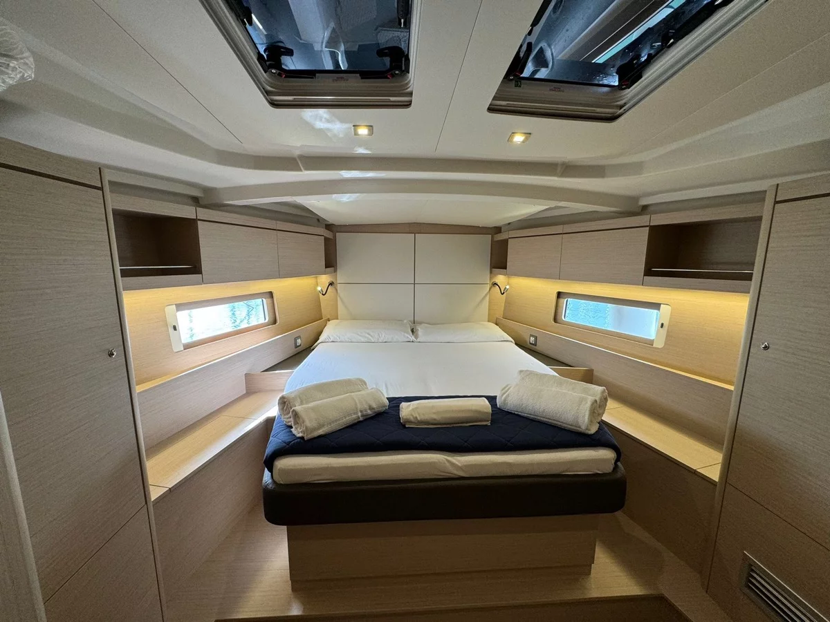 Oceanis 46.1 (3 cab) (Callisto)  - 15