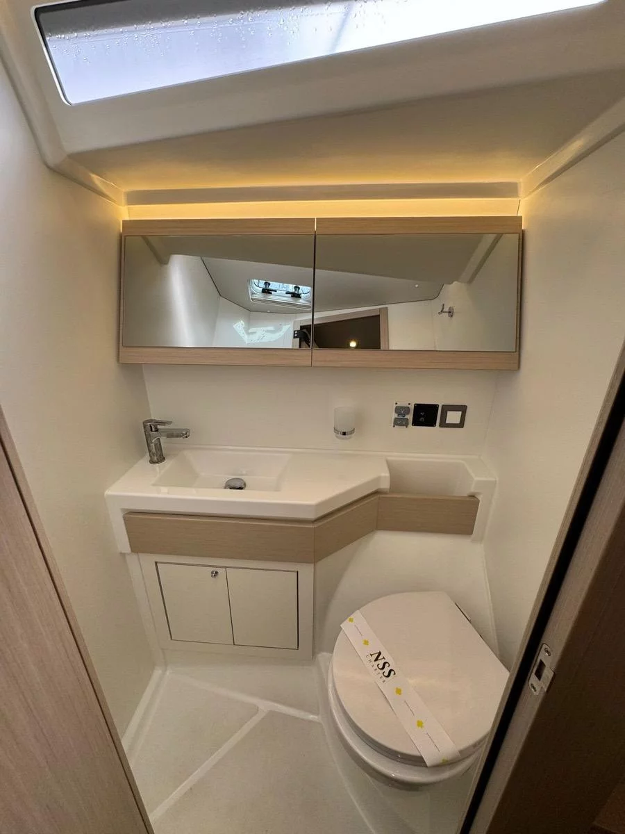 Oceanis 46.1 (3 cab) (Callisto)  - 11