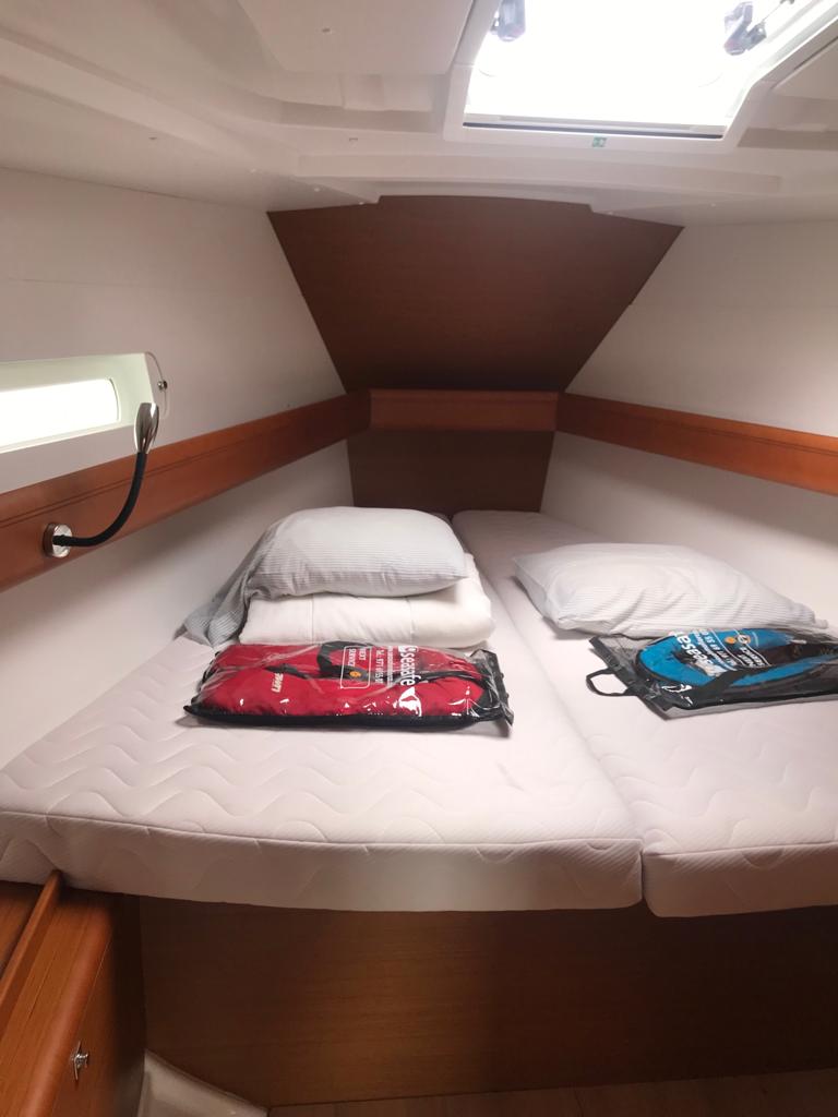 Photo #13 - Sun Odyssey 419 (Alboran Limoncello (Majorca)) en Palma - 15524