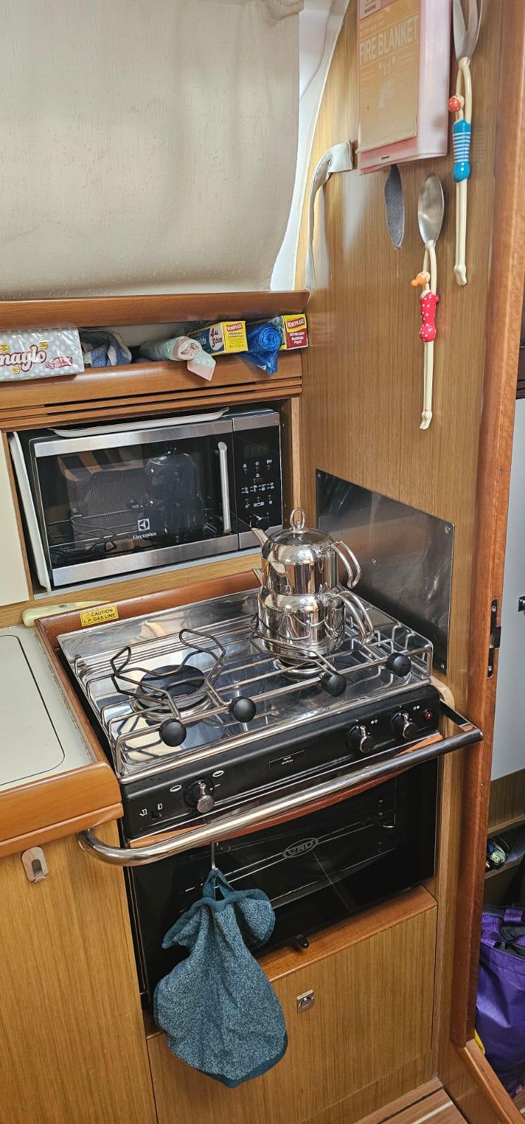 Photo #8 - Sun Odyssey 36i (Rock'n Roll !) in Fethiye - 16337