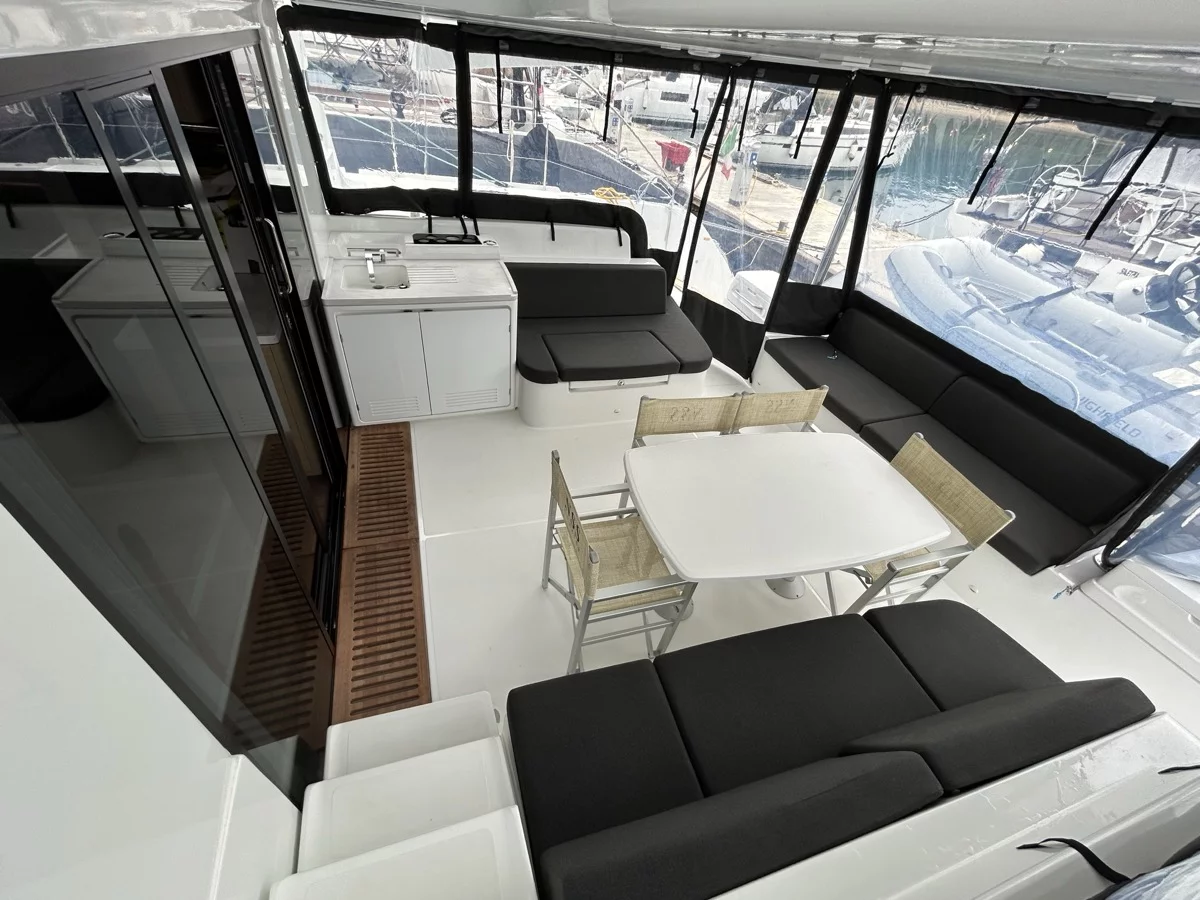 Lagoon 51 (Sea Charme)  - 11